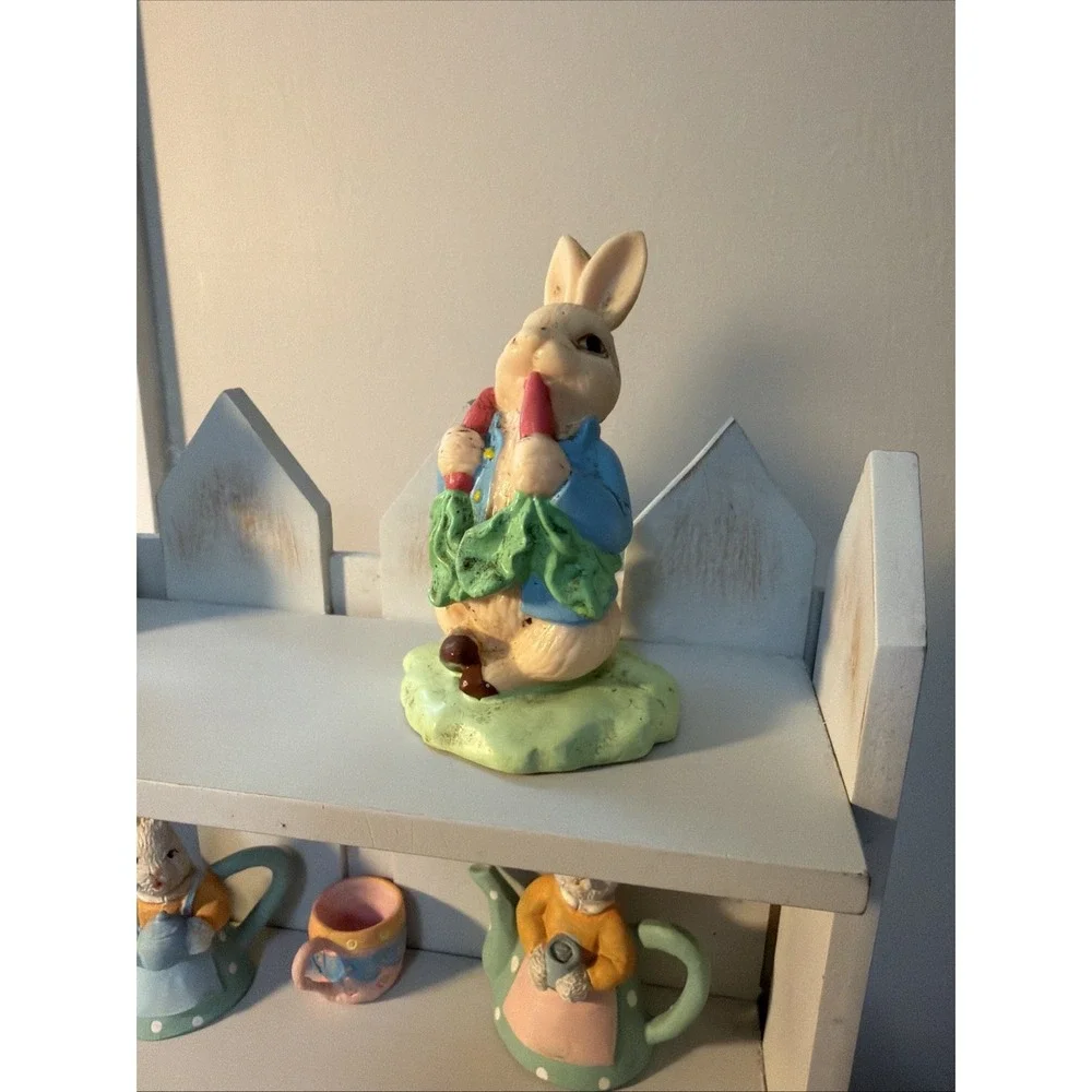 Vtg Bunny Figurines On Picket Trinket Shelf Hanging Or Free Sitting Shelf